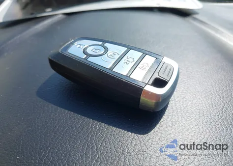 2017 Ford Fusion Energi Se Luxury z USA, uszkodzony, nr VIN 3FA6P0PU3HR277435